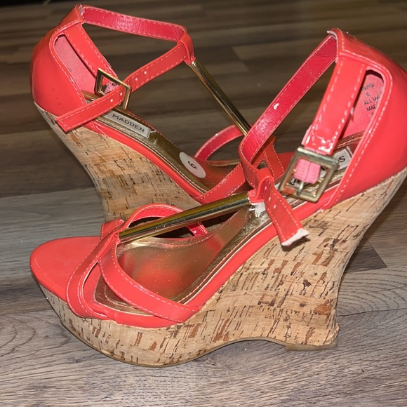 Steve Madden wedge sandals - Picture 3 of 4